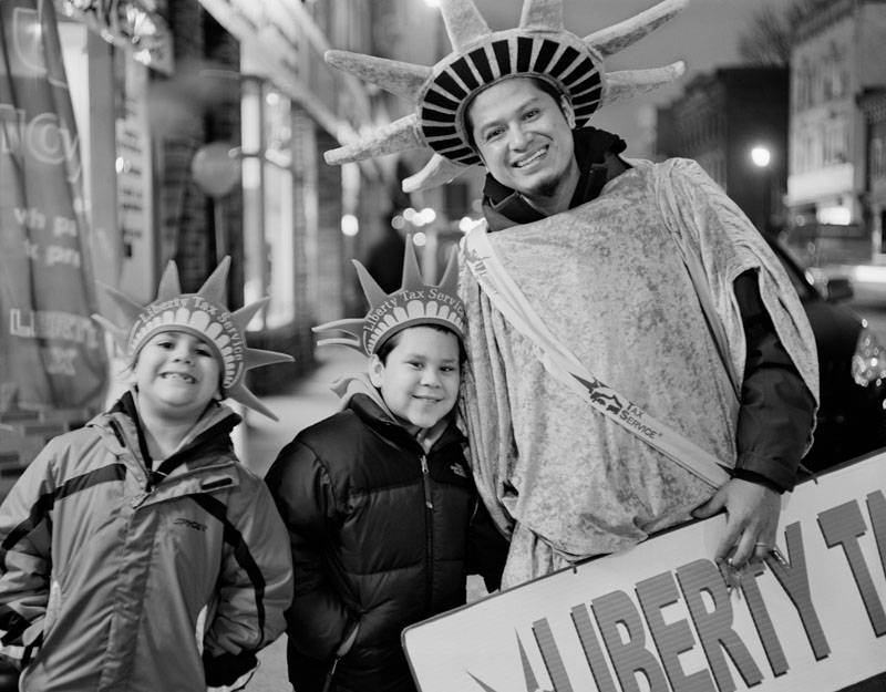 01-copyright-Shayok-Mukhopadhyay-20120131-00261420120128-liberty-tax-people